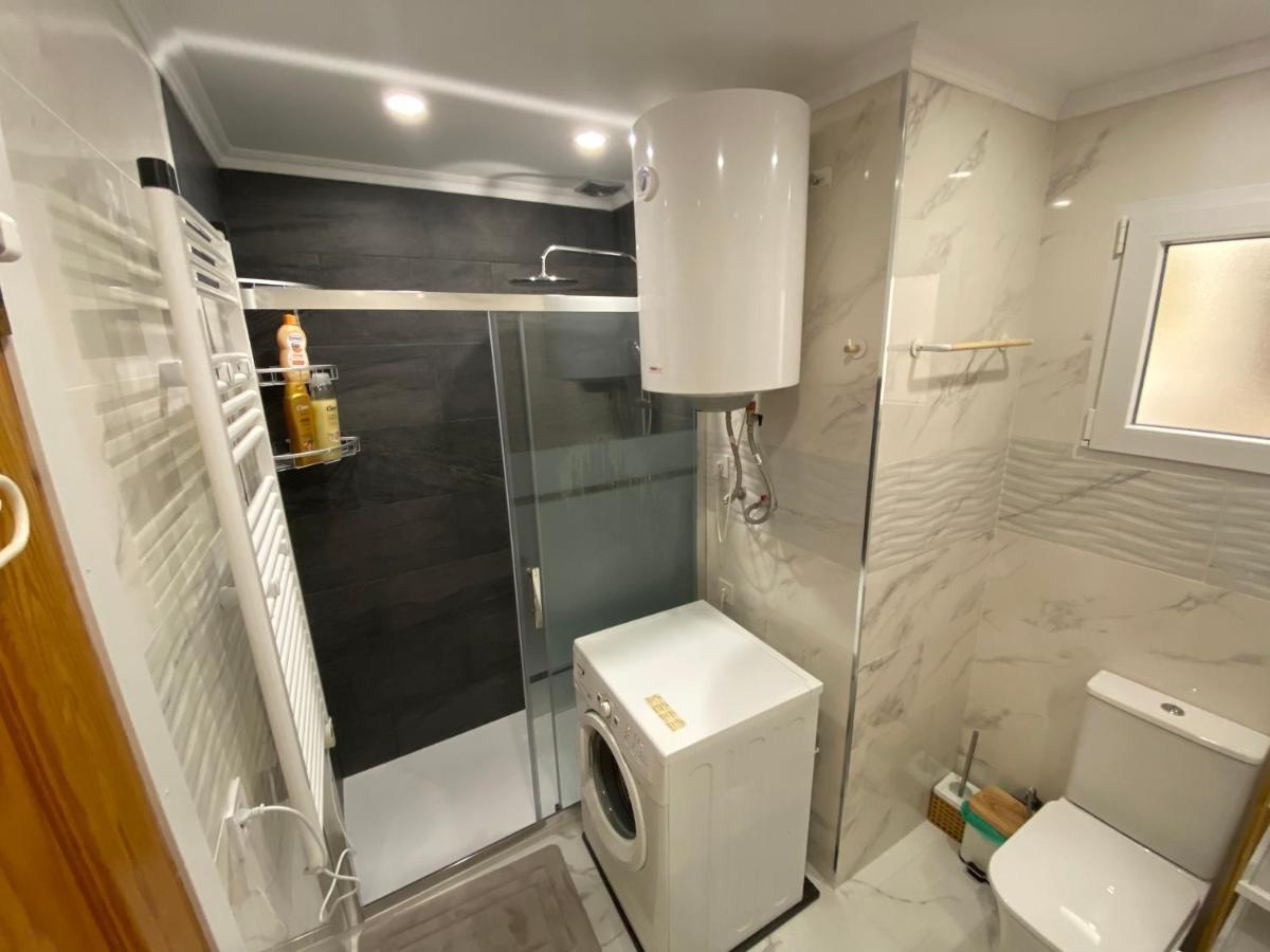 Costa 2-bedroom 1-bath Renovated Vacation On La Zenia